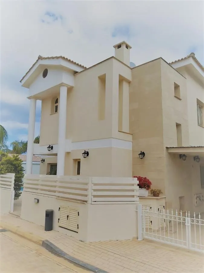 Anthorina Villa 9 Protaras